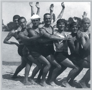 Upper middle class vacationers on Lake Balaton in bathing suit formation in 1928