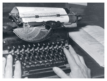 Typewriter in Hungary in 1955