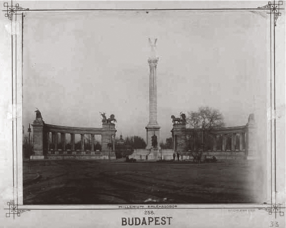 Heroes’ Square around 1912