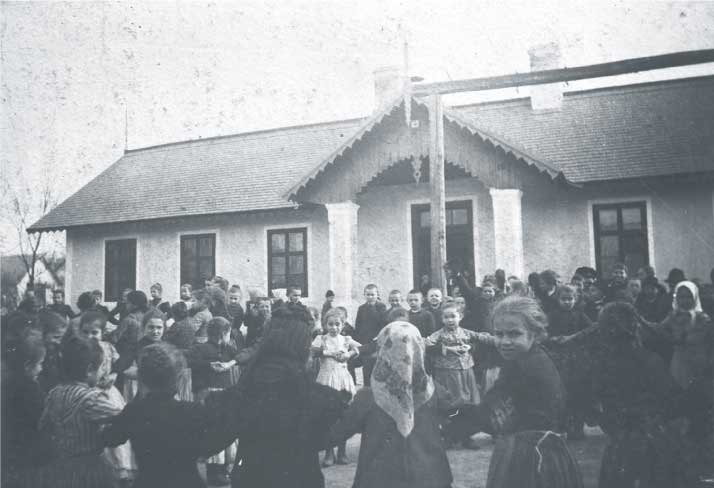 Rural Hungarian school children