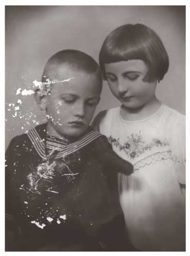Portrait of Ari and Gyula at age six and five