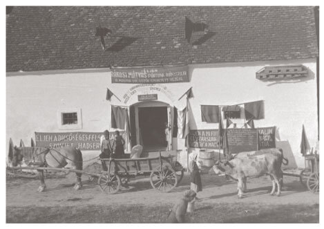 Hungarian farmer grain delivery to fulfill government quotas during Rákosi era