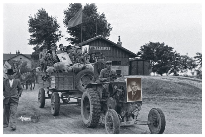 Tractor parade promoting collective farming and Mátyás Rákosi