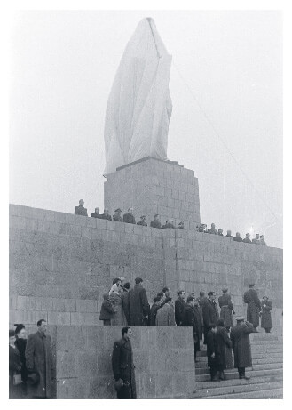 Stalin statue inauguration in Budapest in 1951