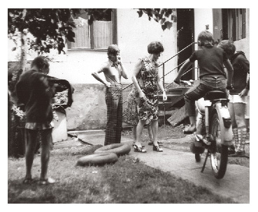 Gyula Fábos’s American family visits Hungary in 1976